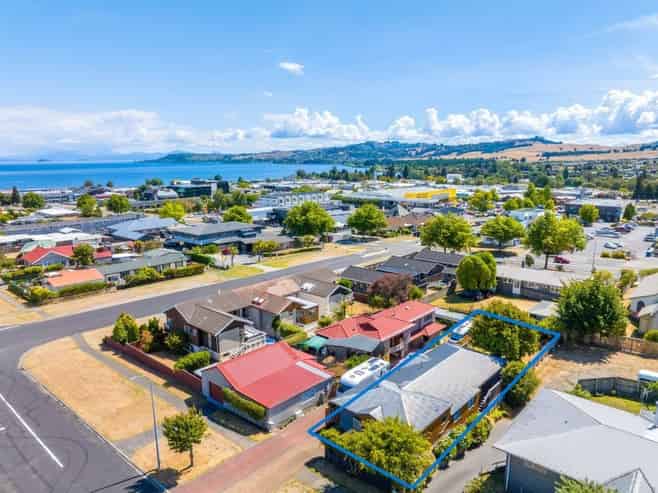 20B Motutaiko Street, Taupo