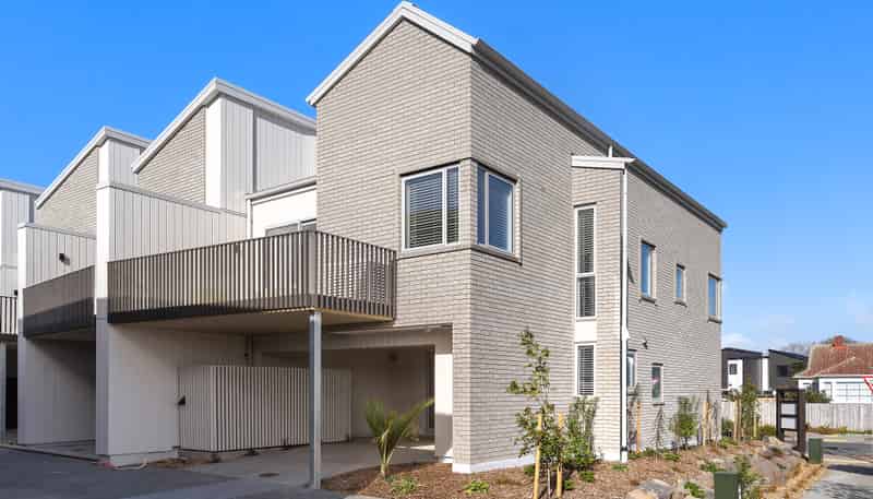 1 Hargest Terrace, Mount Albert