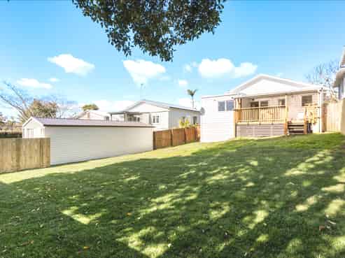 42 Warwick Avenue, Westmere