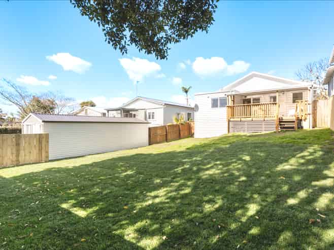 42 Warwick Avenue, Westmere