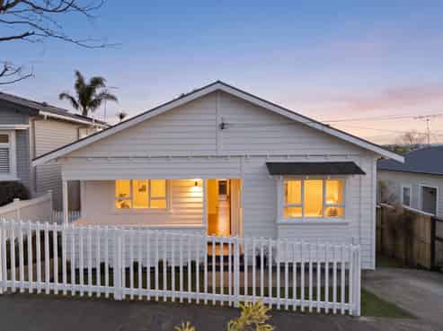 42 Warwick Avenue, Westmere