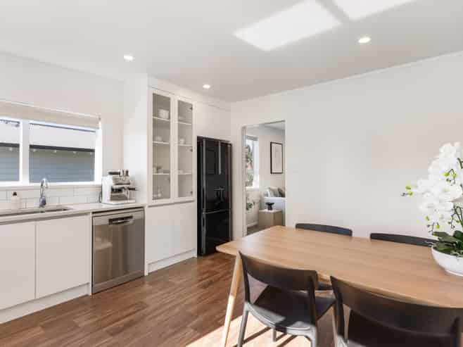 42 Warwick Avenue, Westmere