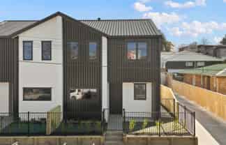 97b Aurora Terrace (Room 2) , Hillcrest