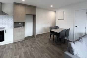 97b Aurora Terrace (Room 2) , Hillcrest