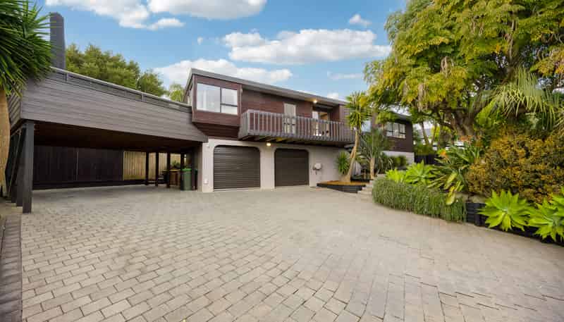 3B Royalty Rise, Red Beach