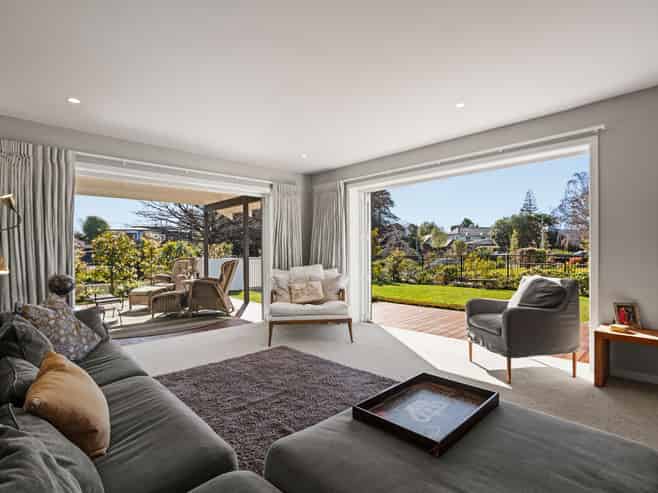 7 Ernlea Terrace, Cashmere