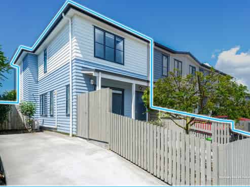7 Saddleback Crescent, Papakura
