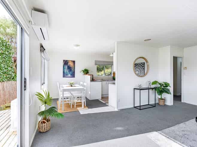 5b Jensen Place, Frankleigh Park