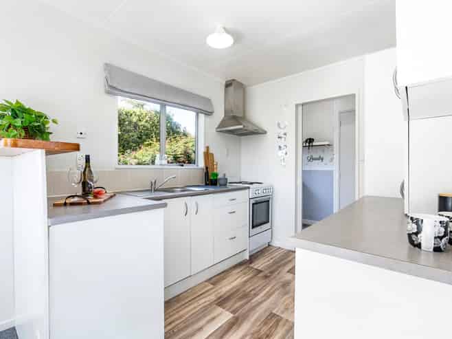 5b Jensen Place, Frankleigh Park