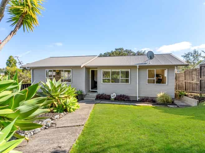 43 Redwood Drive, Massey