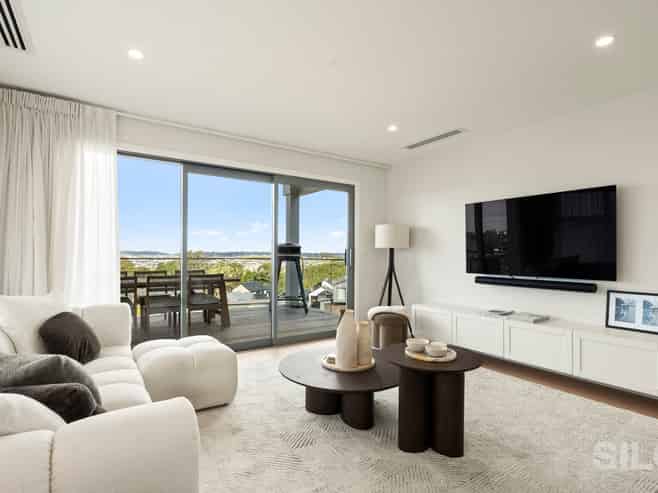 35 Kikorangi Drive, Orewa