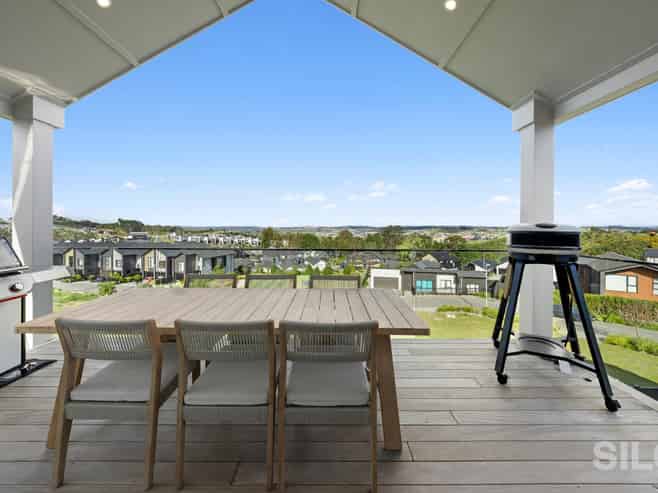 35 Kikorangi Drive, Orewa