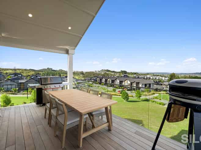 35 Kikorangi Drive, Orewa