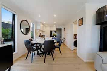 8 Patariki Way, Beach Haven