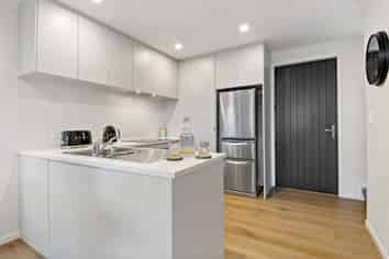 8 Patariki Way, Beach Haven