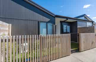 14/425 Dey Street, Hamilton East
