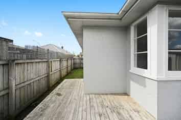 3 Le Quesne Place, Fairfield