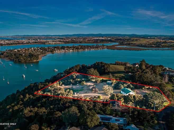1 Buckleys Track, Paremoremo