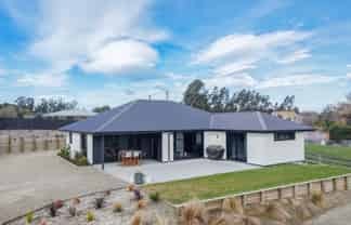 12 Whitehaven Street, Weston