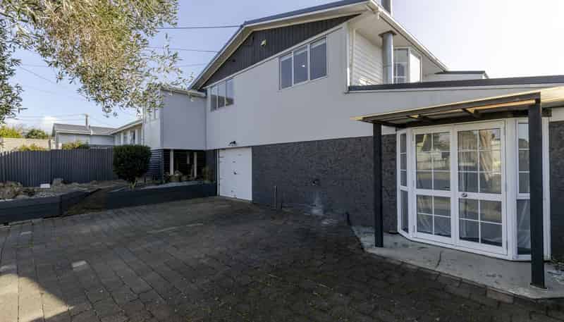 144 Pembroke Street, Westown