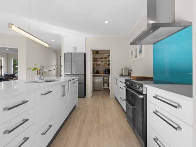 60 Iris Taylor Avenue, West Melton