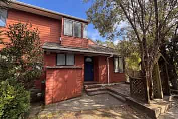 2/7 Sheridan Terrace, Johnsonville