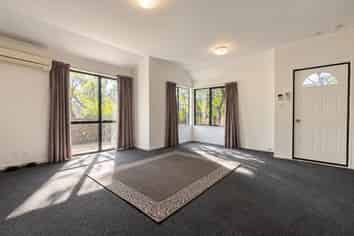 2/7 Sheridan Terrace, Johnsonville