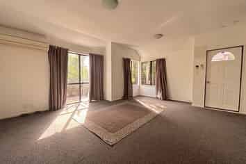 2/7 Sheridan Terrace, Johnsonville