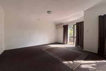 2/7 Sheridan Terrace, Johnsonville