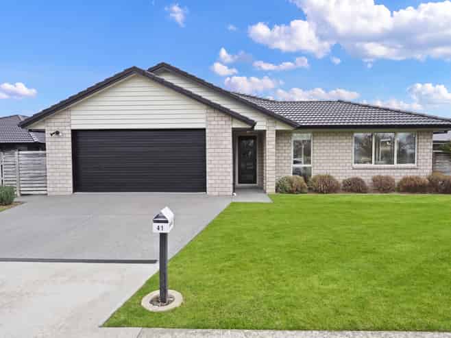 41 Plescher Crescent, Cambridge