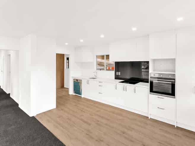 1 Weymouth Grove, Wainuiomata