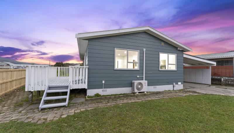 1 Weymouth Grove, Wainuiomata