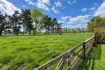 1354 Rangitikei Line, Newbury