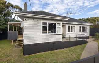 40 Middleton Road, Johnsonville