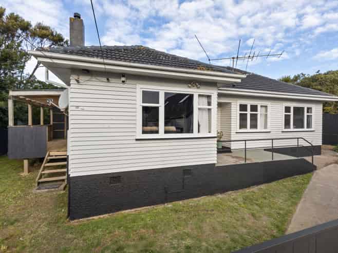 40 Middleton Road, Johnsonville