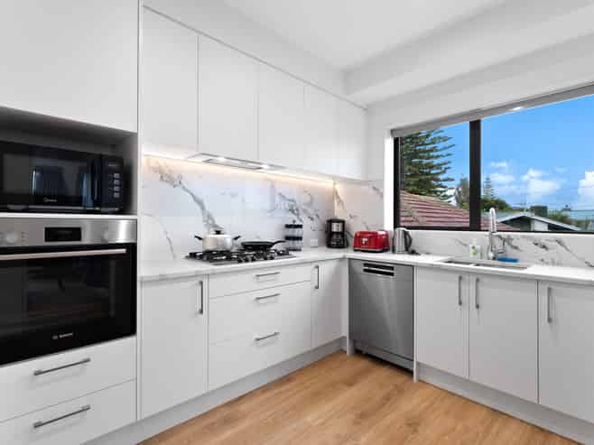 11 Waipani Road, Te Atatu Peninsula