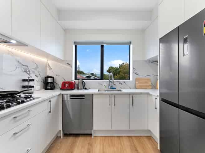 11 Waipani Road, Te Atatu Peninsula