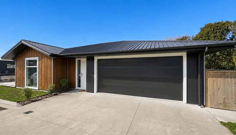 6 Pisanio Way, Stratford
