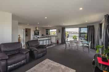 76 Shadbolt Lane, Rolleston