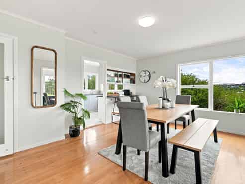 1/497 Beach Road, Murrays Bay