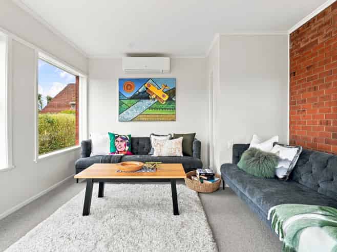 1/497 Beach Road, Murrays Bay