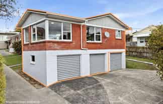 1/497 Beach Road, Murrays Bay