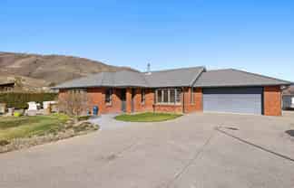 13 Robertson Court, Cromwell