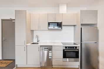 408/30 Red Oaks Drive, Frankton