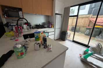 11D Rountree Place, Conifer Grove