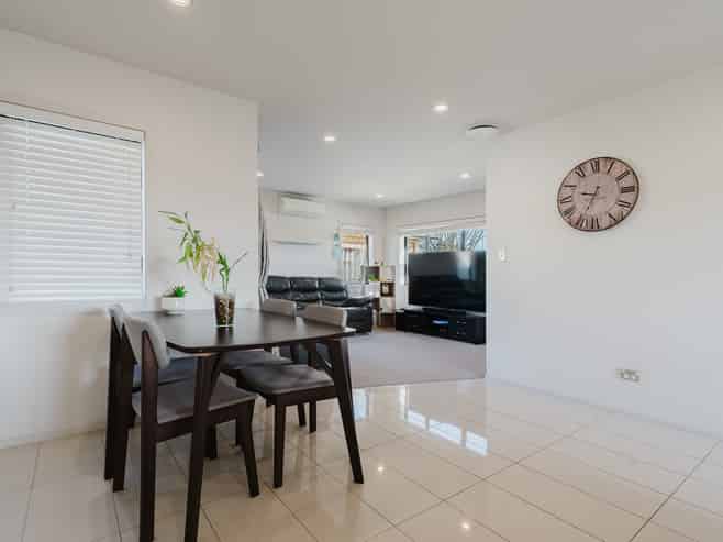2 Southbrook Close, Glenview
