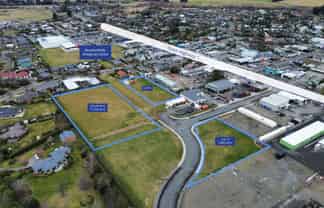 Substantial Amberley landholding – Buy one or both