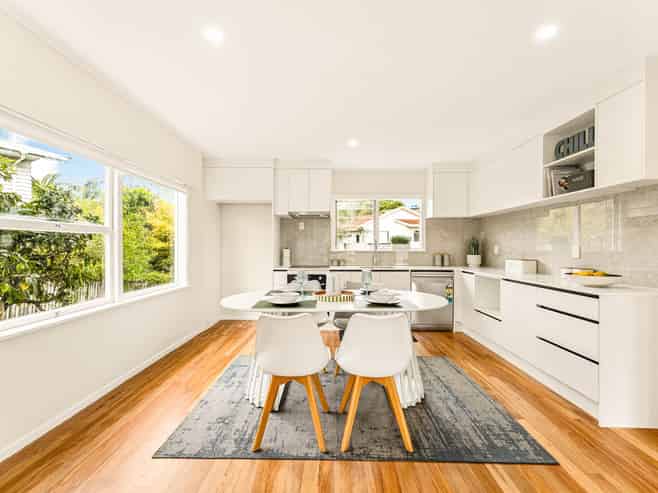 1/16 Bond Crescent, Forrest Hill