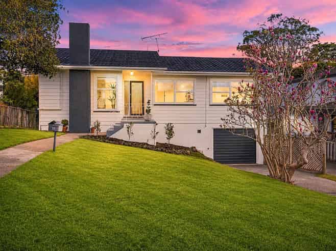 1/16 Bond Crescent, Forrest Hill