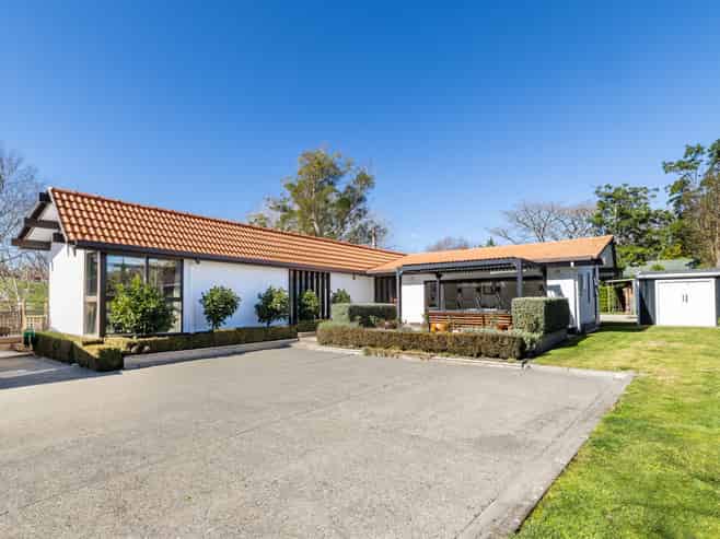13 Selwyn Road, Havelock North